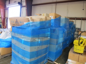 LOT TO INCLUDE: (15) 8" CLASS 1 FLEXIBLE DUCTS, (10) 10" CLASS 1 FLEXIBLE DUCTS, (180) HART & COOLEY CBPS PART# 050818. LOADING & HANDLING FEE $15-4123